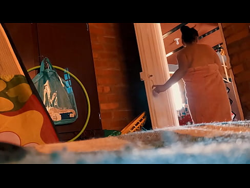 ❤️ Ο θείος μου με ακολουθεί στο ντους, με γαμάει ενώ κάνω ντους. ❤️❌ Πόρνο fb